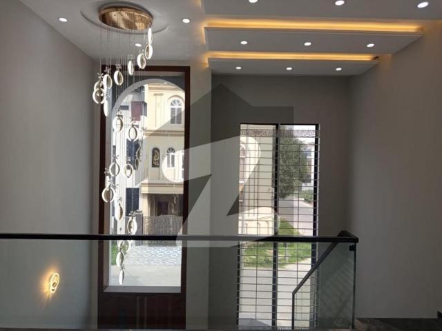 Corner 5 Marla House Ideally Situated In Citi Housing Society