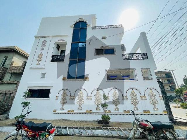 Corner 6 Marla House For sale Available In GT Road
