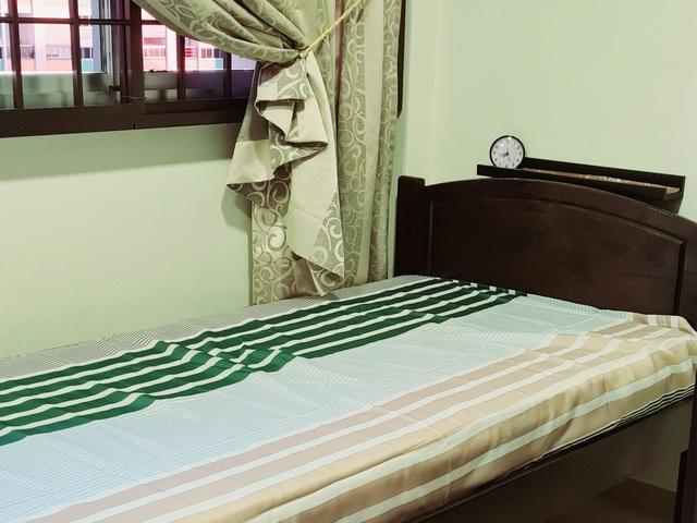 Corner common room