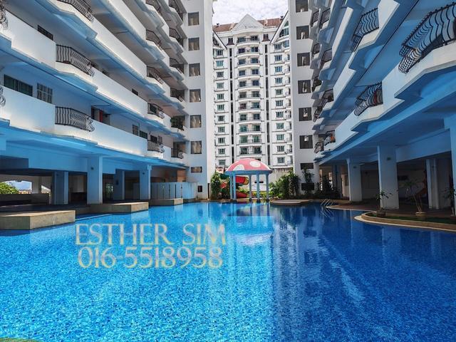 Corner Cassia Resort Condo Raja Udanear schoolmarket food center