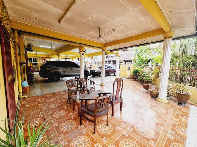 CORNER Banglo 2 Tingkat Batu Caves Renovate Extend Luas 4800 sqf