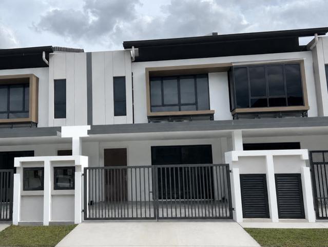 Corner Blooming Kota Emerald Rawang