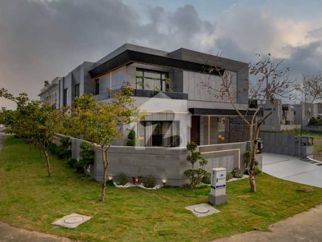 Corner Brand New Ultra Modern Lavish Bungalow For Sale At Ideal Location In DHA Phase 6