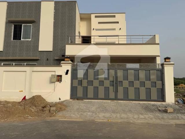Corner brand new 350 squ yards falcon complex new malir