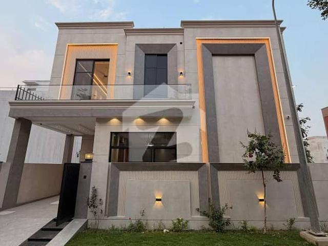 Corner Brand New 5.5 Marla Modern Marvel Elegant Bungalow For Sale At Super Hot Location