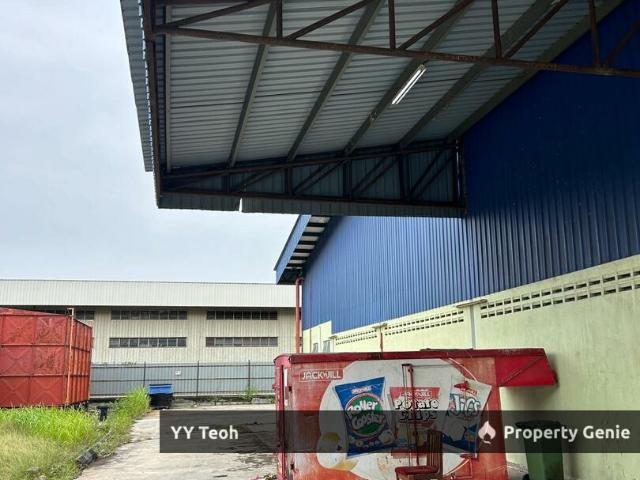CORNER Bukit Rambai Factory Warehouse Facing Mainroad