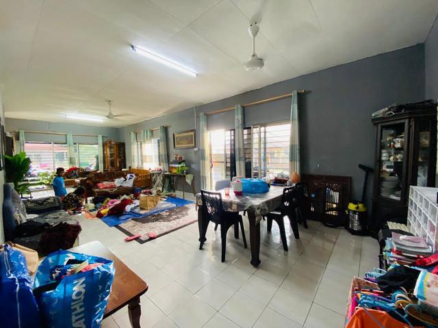 Corner Bungalow Kota Perdana Tmn Pinggiran Putra Permai Seri Kembangan