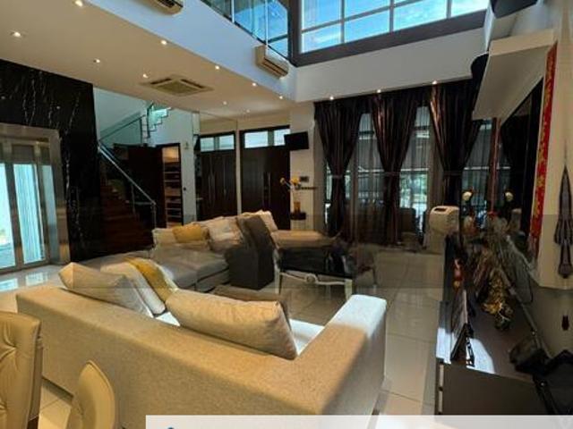 Corner Bungalow @ Palmiera, Kinrara Residence