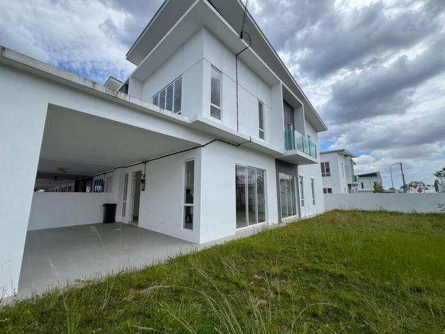Corner Double Story Nusari Bayu 2 Bandar Sri Sendayan