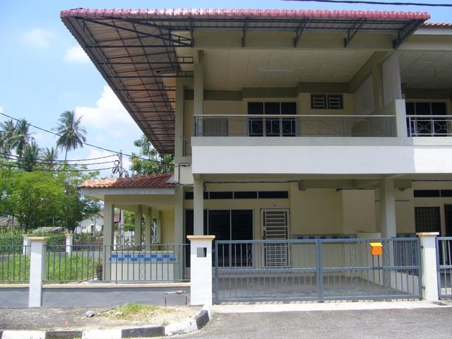 Corner Double Storey Terrace Corner House Taman Impian IndahAlma