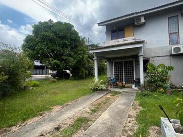 CORNER Double Storey Jalan Semarak Bukit Beruntung