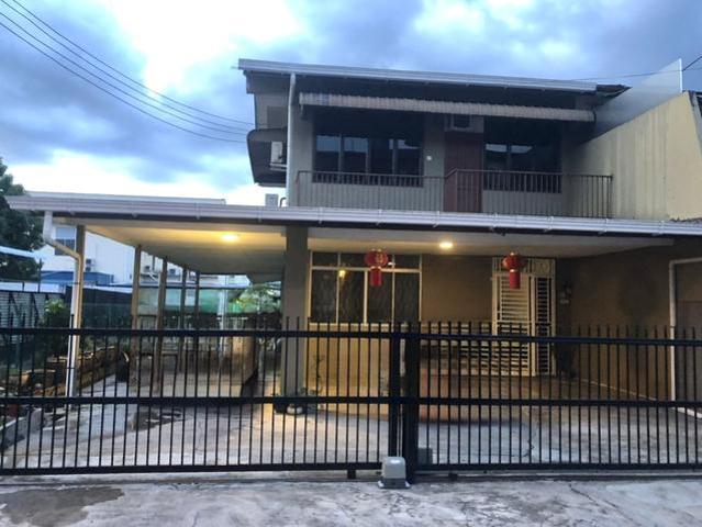 CORNER Double Storey JLN TUN AHMAD ZAIDI