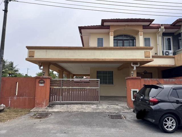 CORNER Double Storey STEPHEN YONG