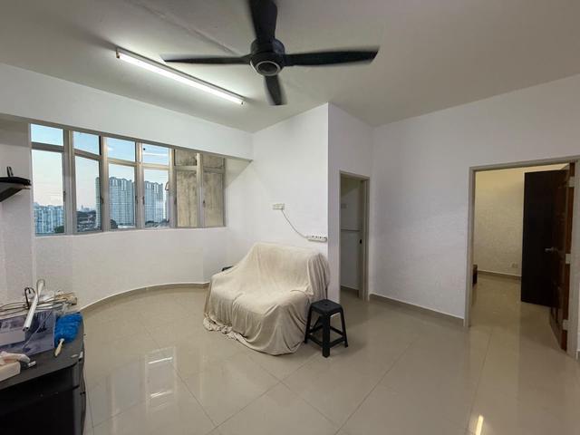 CORNER Desa Bistari Apartment at Gelugor USM Pantai Jerjak Dijual