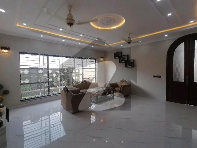 Corner DHA Phase 1 Sector Q 28 Marla House Up For sale DHA Phase 1 Sector Q