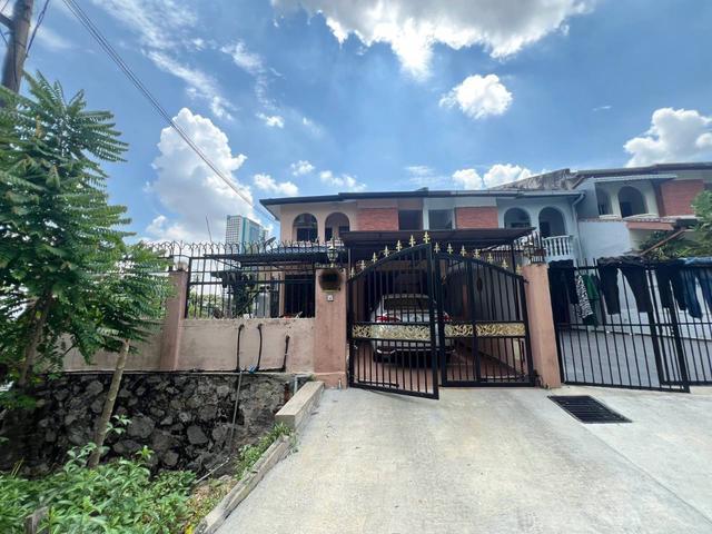 CORNER FACING OPEN Double Storey Terrace House Bukit Mewah Kajang