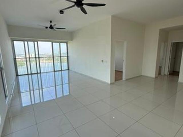 CORNER FACING LAKE Elevia Condominium Tasik Prima Puchong