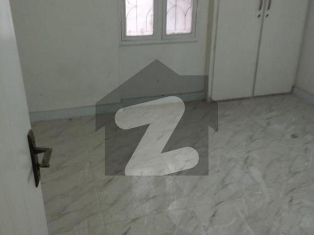Corner Flat Is Available For rent In Gulshan e Iqbal Block 6