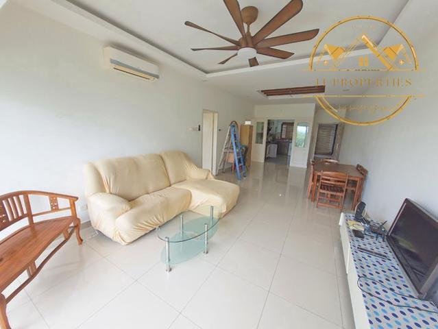 CORNER FULLFURNISH 3ROOM SK One Residence Bukit Serdang UPM 2CARPARK