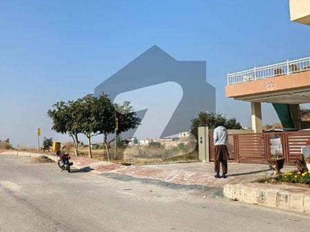 Corner Kanal Plot With Extra Land Sector F 4