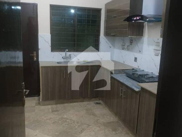Corner House 3 Bedroom With Bath TVL Kitchen Drawing Room Car Parking