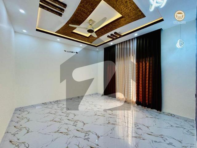 Corner House 2350 Sq.Feet 10.5 marla new brand double storey house available for sale, in citi housing gujranwala on prime location. Citi Housing Society