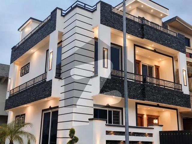 Corner house 4.5 marla g 13 islamabad g 13