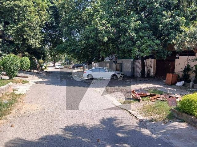Corner House Extra Land For Sale