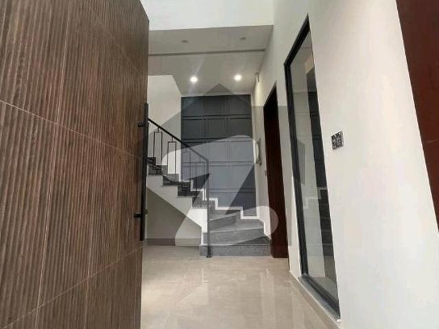 Corner House For sale In Rs. 24500 Royal Palm City