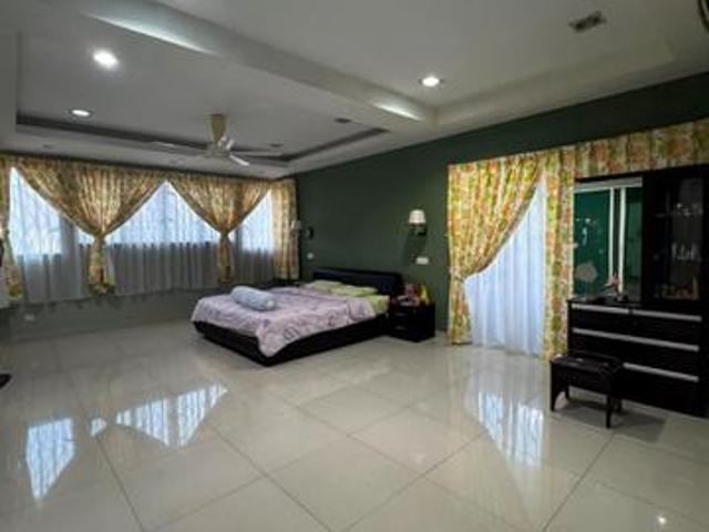 Corner House Sale Equine Lestari PerdanaSeri Kembangan Selangor