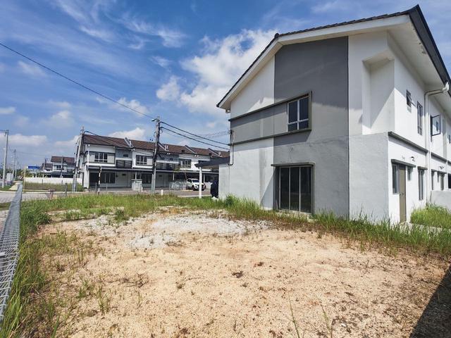 CORNER HOUSE Rentak Perdana LBS Alam Perdana 2 Storey Terrace 4R3B