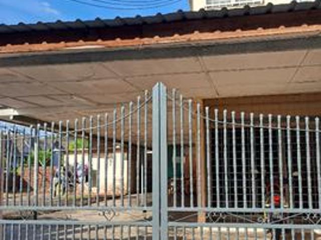 Corner house with huge land for sales