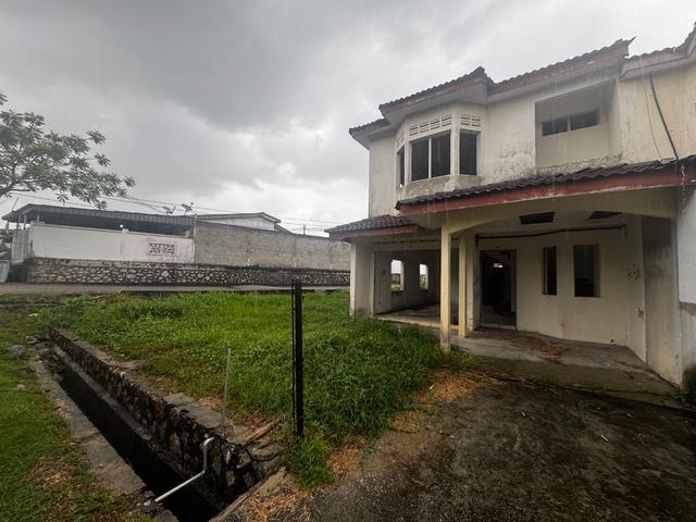 SUPER DEAL 270kCORNER LOT Double storey Taman Sri Telawi Seremban