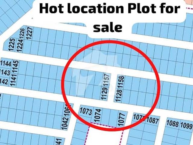 Corner investor price hot location plot for sale