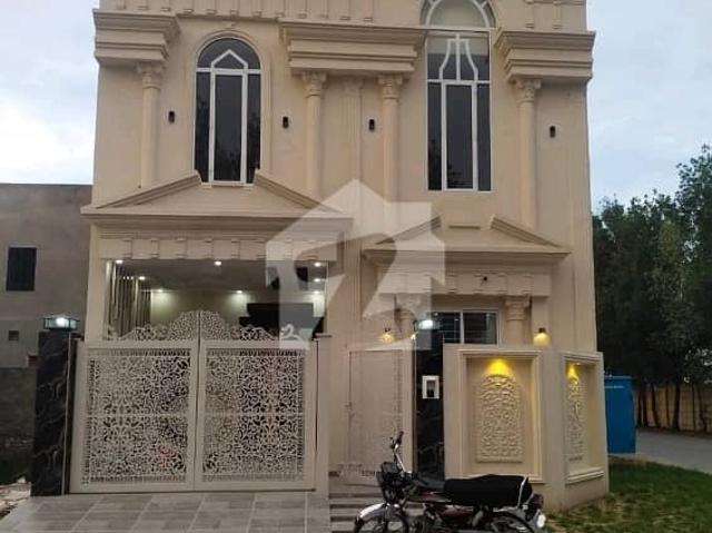 Corner In Citi Housing Society House For sale Sized 5 Marla