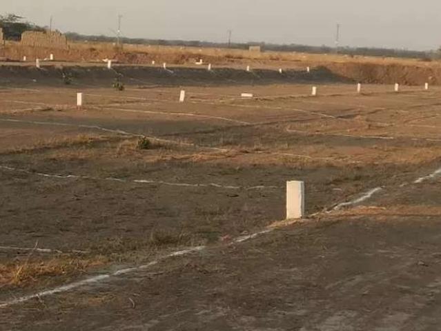 Corner JORI plots + West open Karachi Scheme 33 ID 58309