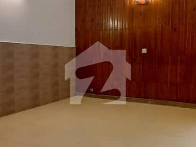 Corner Old House Available For Sale On Prime Location