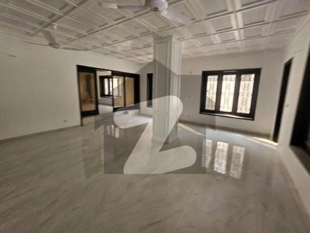 Corner Old House Is For SALE F 8