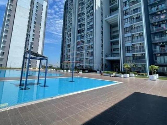 Corner Lot100 LoanGreen Park Condominium Seri Kembangan Freehold
