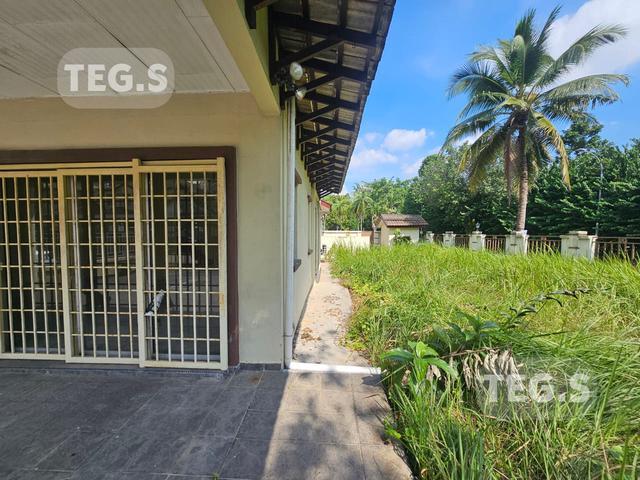 Corner Lot Oncidium Kota Kemuning 2sty Corner 4675sqft extended