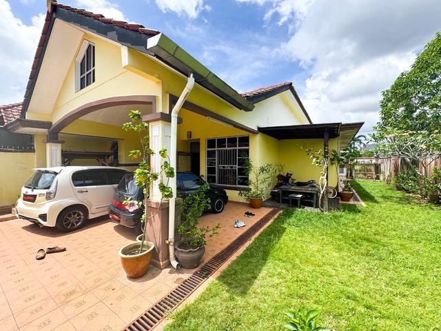 CORNER LOT Bukit Impian Taman Impian Emas GATED N GUARDED
