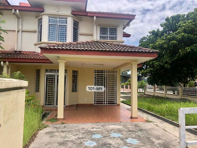 CORNER LOT Bandar Botanic Bungor 2sty 4975sqft Basic unit rent