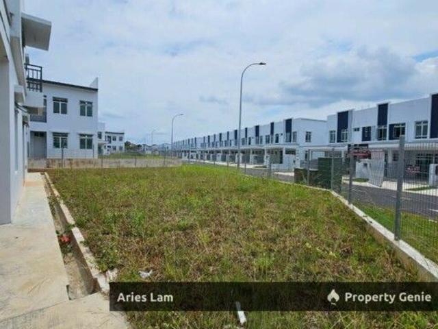 Corner Lot @ Bandar Dato Onn Double Storey Terrace House