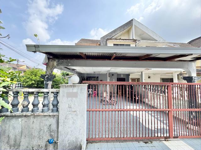 CORNER LOT CHEAPEST Double Storey Taman Medan Baru Petaling Jaya