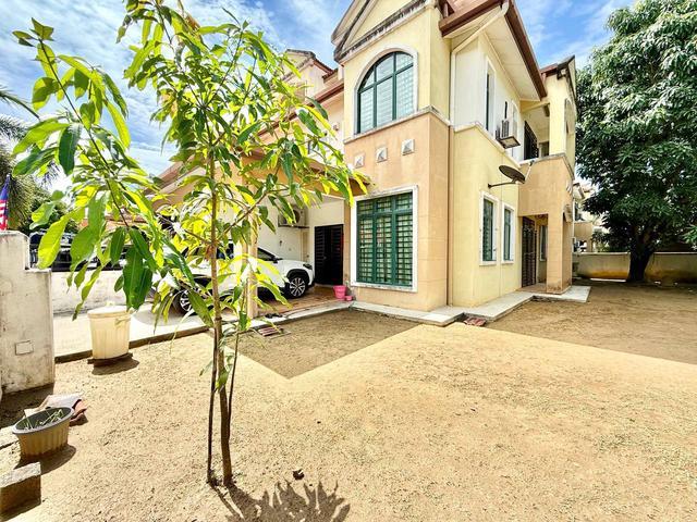 CORNER LOT CHEAPEST 25 Storey Terrace Kota Warisan Sepang