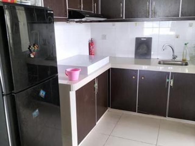 Corner Lot Cova Suite Kota Damansara To Let