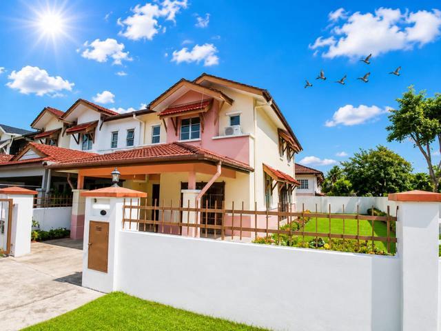 CORNER LOT DENAI ALAM tanah luas basic unit below market freehold
