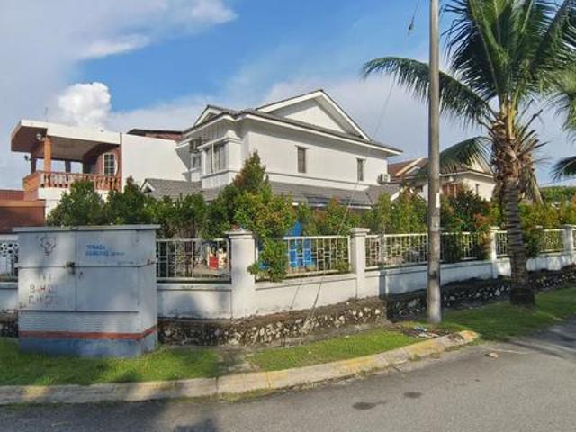 CORNER LOT Double Storey Bandar Saujana Utama 2 Sungai Buloh