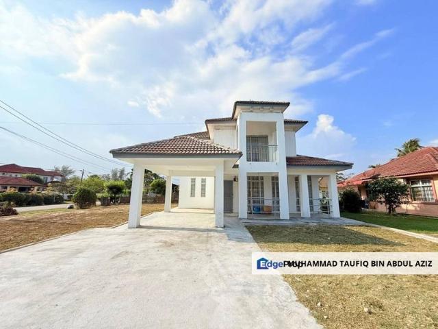 CORNER LOT! Double Storey Bungalow, Taman Pantai Sepang Putra, Sungai Pelek