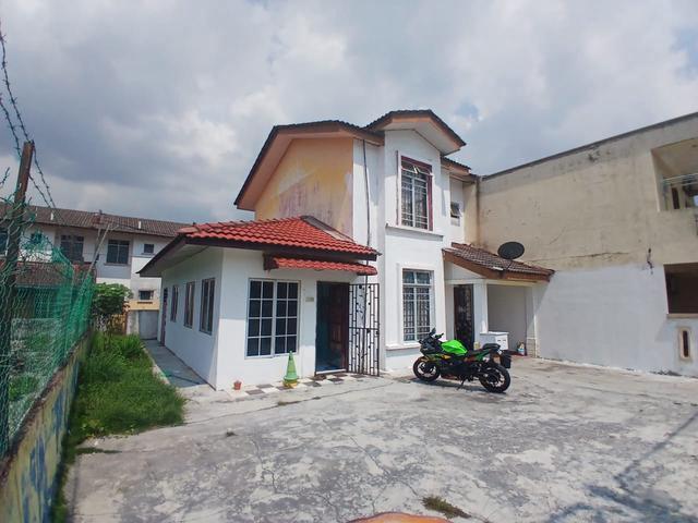 Corner Lot Double storey freehold semua bangsa boleh beli